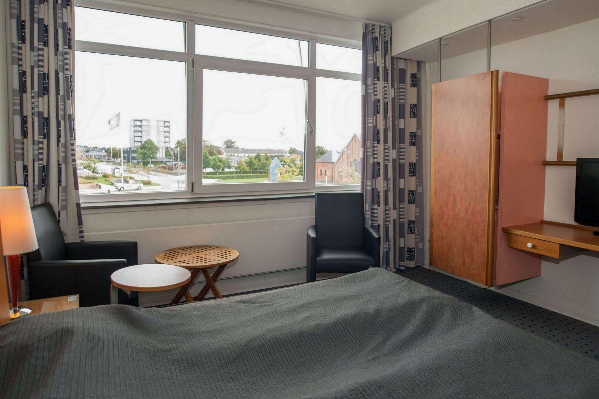 Hotel Medi Ikast Екстер'єр фото
