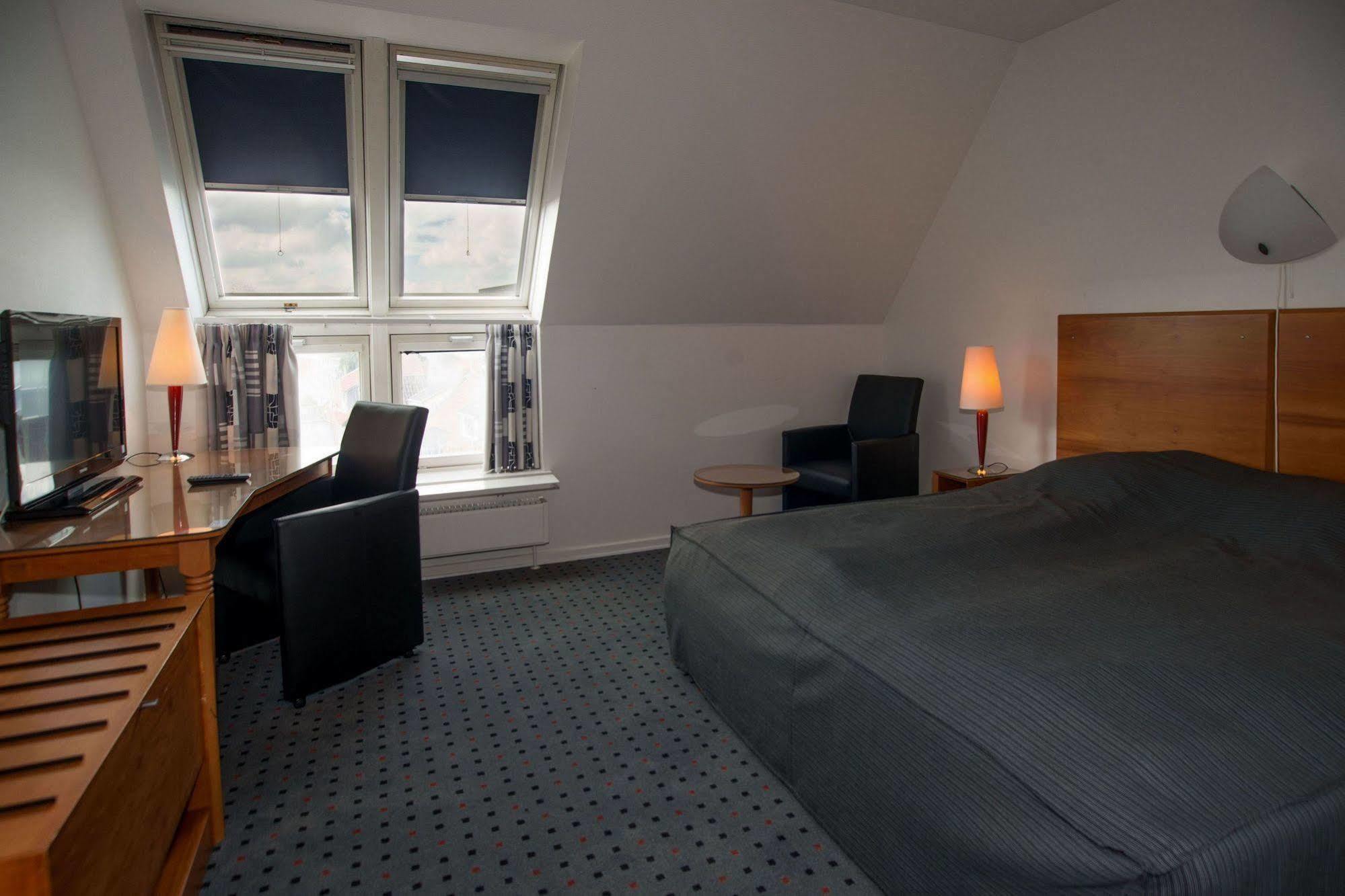 Hotel Medi Ikast Екстер'єр фото
